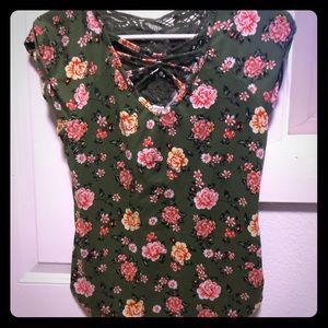 Floral top